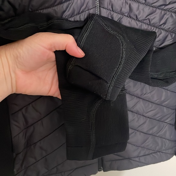 Athleta Flurry Force Insulated PrimaLoft® Jacket Size Medium NWOT - Picture 8 of 13